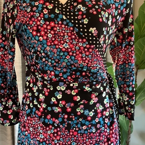 MOTHERHOOD medium maternity floral wrap dress - Picture 2 of 6